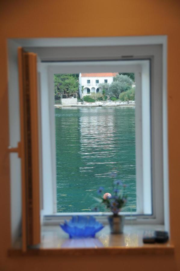 Apartment New Sea Song Maranovici